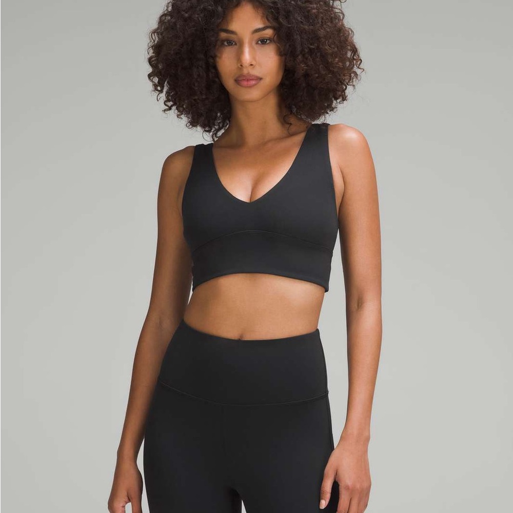 Lululemon Align V-Neck Bra *Light Support, C/D Cup Black size 6